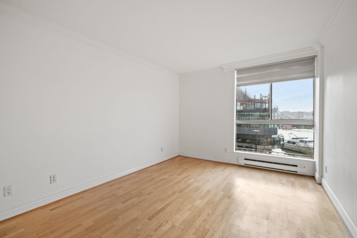Photo 11 at 205 - 1600 Howe Street, Yaletown, Vancouver West