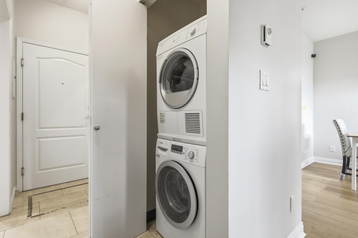 Photo 14 at 105 - 5735 Hampton Place, University VW, Vancouver West