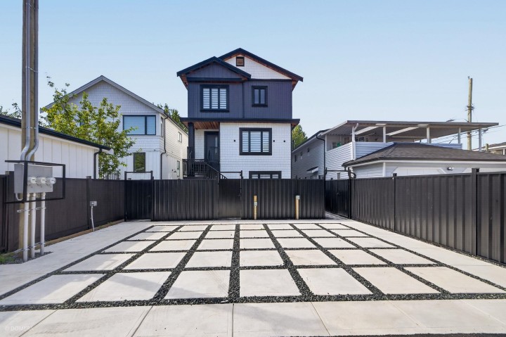 Photo 27 at 2 - 2035 51st Street, Killarney VE, Vancouver East