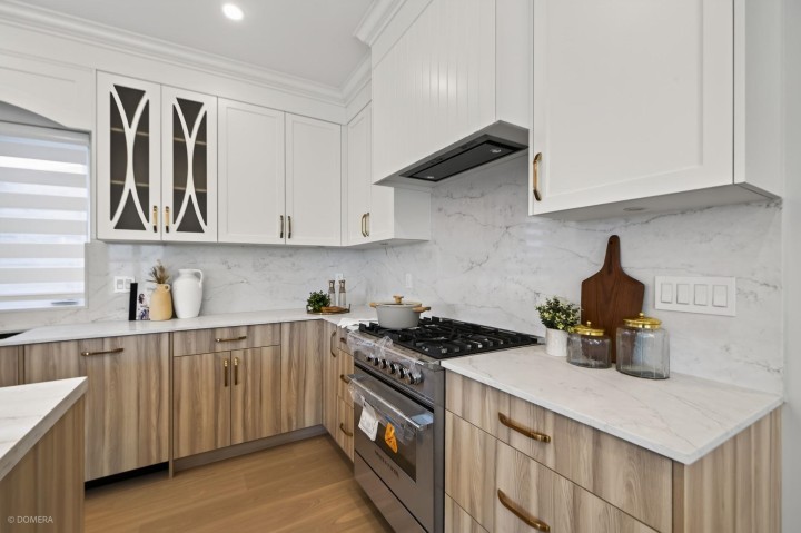 Photo 7 at 2 - 2035 51st Street, Killarney VE, Vancouver East