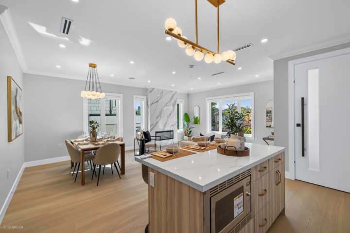 Photo 9 at 2 - 2035 51st Street, Killarney VE, Vancouver East