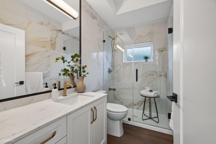 Photo 18 at 2 - 2035 51st Street, Killarney VE, Vancouver East
