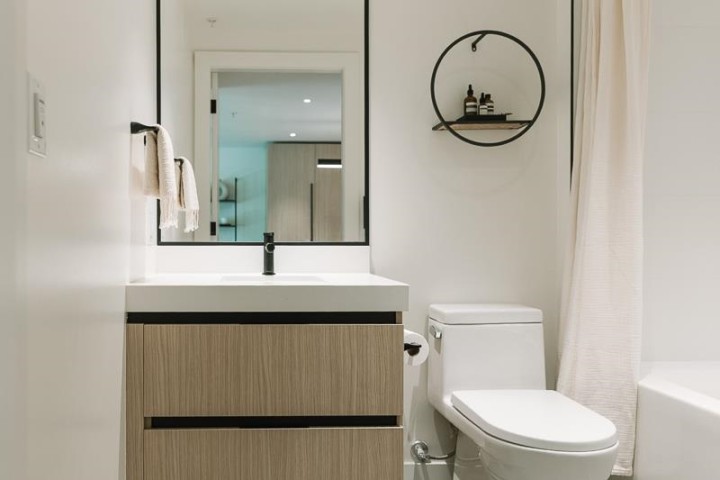 Photo 20 at 407 - 2235 E Broadway Street, Grandview Woodland, Vancouver East