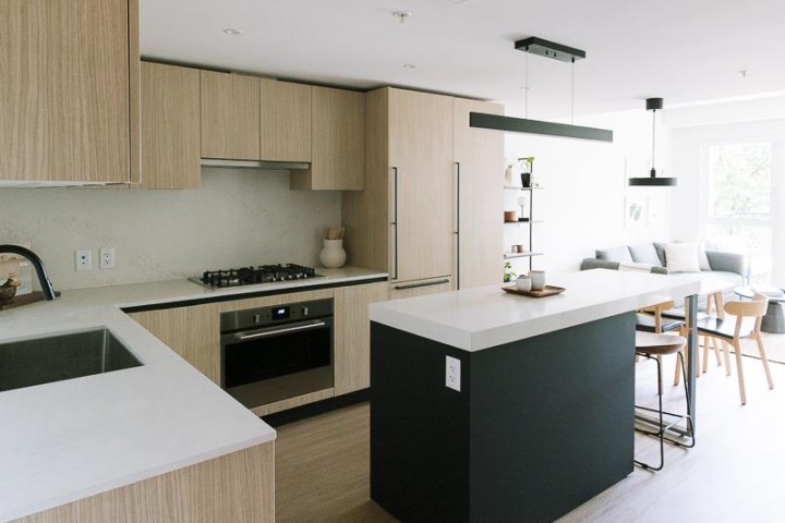 Photo 9 at 407 - 2235 E Broadway Street, Grandview Woodland, Vancouver East