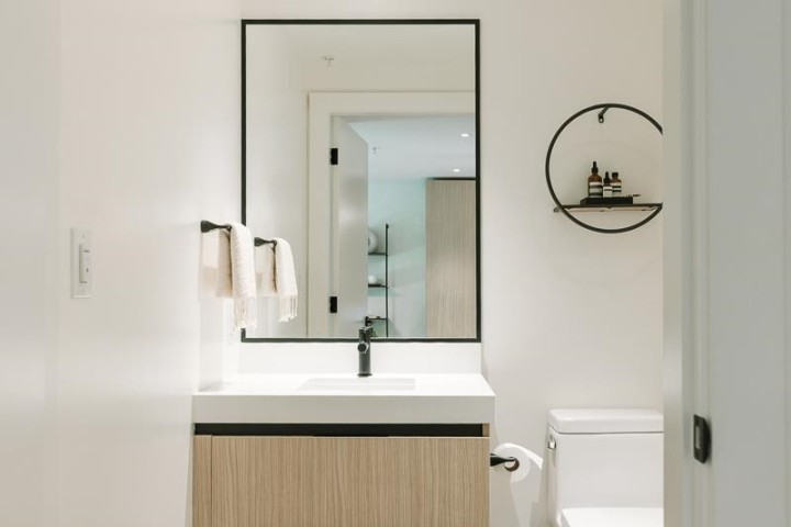 Photo 19 at 407 - 2235 E Broadway Street, Grandview Woodland, Vancouver East