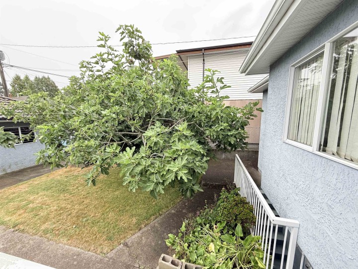 Photo 27 at 2458 E 5th Avenue, Renfrew VE, Vancouver East
