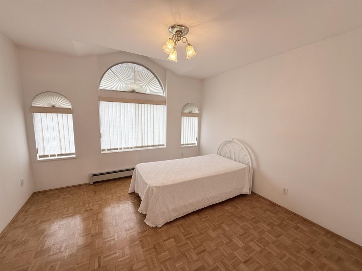 Photo 16 at 2458 E 5th Avenue, Renfrew VE, Vancouver East