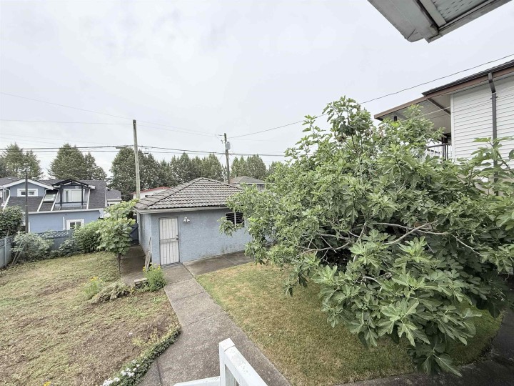 Photo 26 at 2458 E 5th Avenue, Renfrew VE, Vancouver East