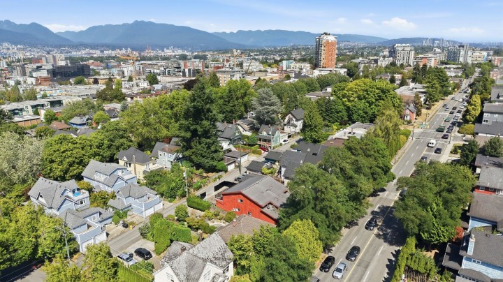 Photo 6 at 53 W 12th Avenue, Mount Pleasant VW, Vancouver West