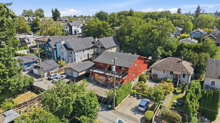 Photo 3 at 53 W 12th Avenue, Mount Pleasant VW, Vancouver West