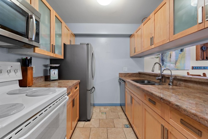 Photo 13 at 106 - 1147 Nelson Street, West End VW, Vancouver West