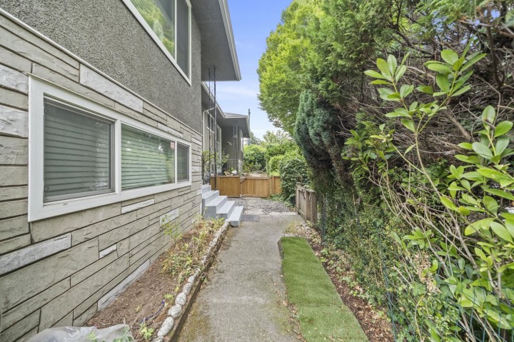 Photo 17 at 189 E 64th Avenue, South Vancouver, Vancouver East