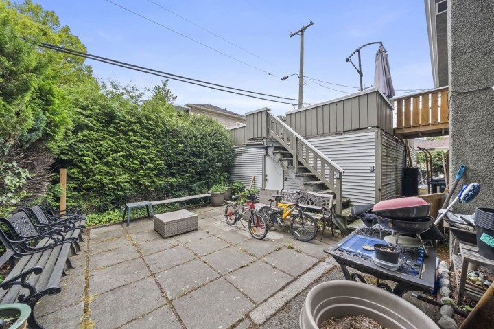 Photo 22 at 189 E 64th Avenue, South Vancouver, Vancouver East