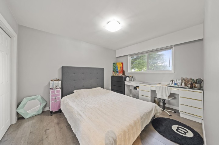 Photo 9 at 189 E 64th Avenue, South Vancouver, Vancouver East