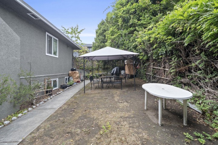Photo 33 at 189 E 64th Avenue, South Vancouver, Vancouver East