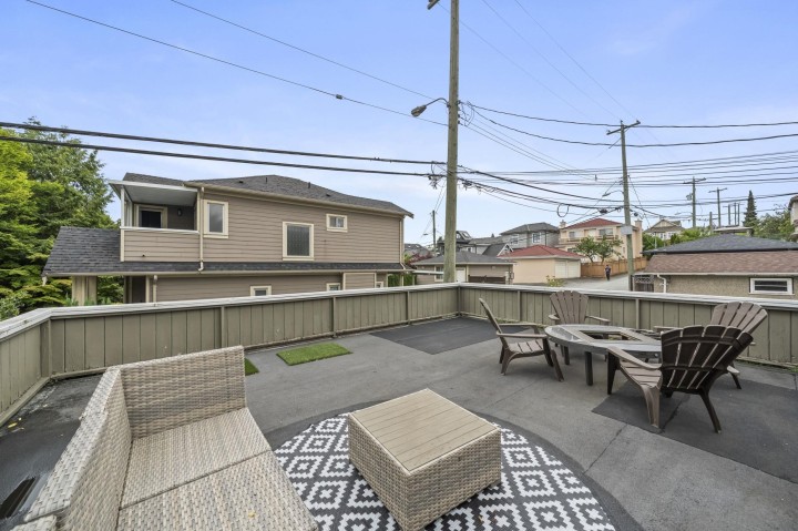 Photo 19 at 189 E 64th Avenue, South Vancouver, Vancouver East