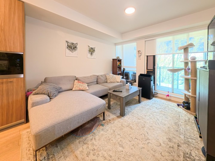 Photo 2 at 303 - 209 E 20th Avenue, Main, Vancouver East