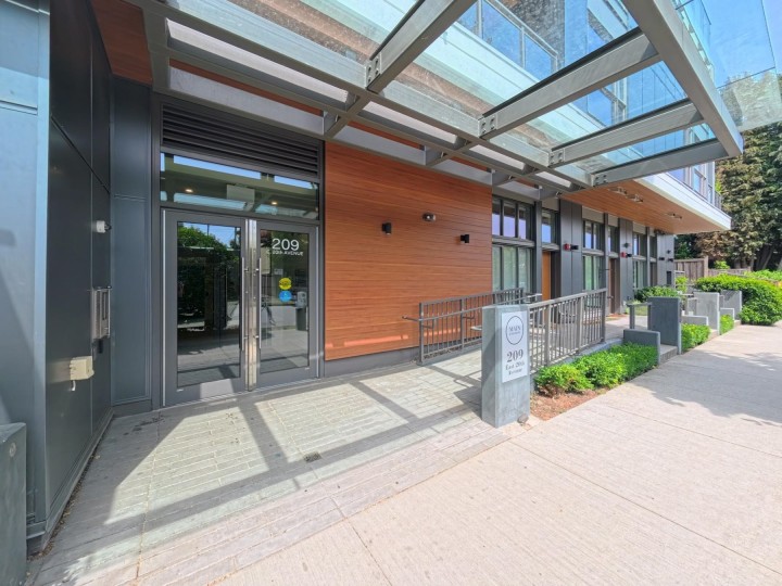 Photo 1 at 303 - 209 E 20th Avenue, Main, Vancouver East