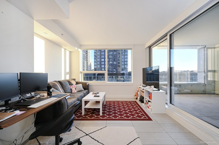 Photo 7 at 308 - 5058 Joyce Street, Collingwood VE, Vancouver East