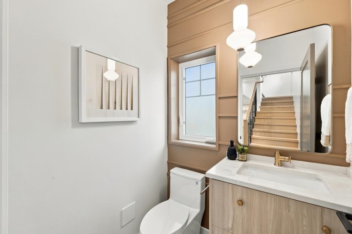 Photo 14 at 3206 E Georgia Street, Renfrew VE, Vancouver East