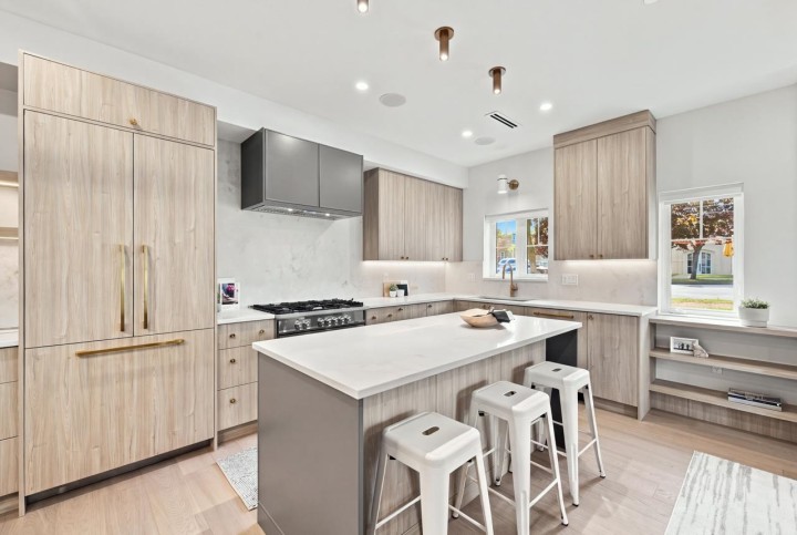Photo 11 at 3206 E Georgia Street, Renfrew VE, Vancouver East