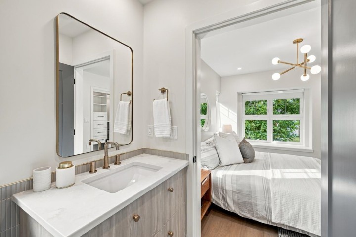 Photo 19 at 3206 E Georgia Street, Renfrew VE, Vancouver East