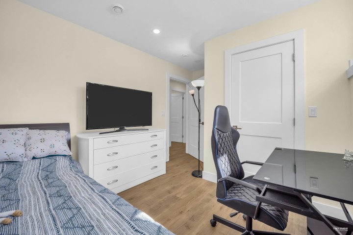 Photo 10 at 2915 Horley Street, Collingwood VE, Vancouver East
