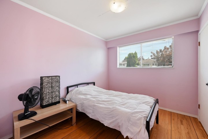 Photo 7 at 2763 Rosemont Drive, Fraserview VE, Vancouver East