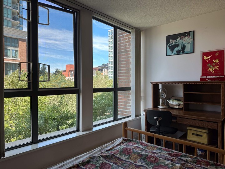 Photo 5 at 307 - 1128 Quebec Street, Downtown VE, Vancouver East