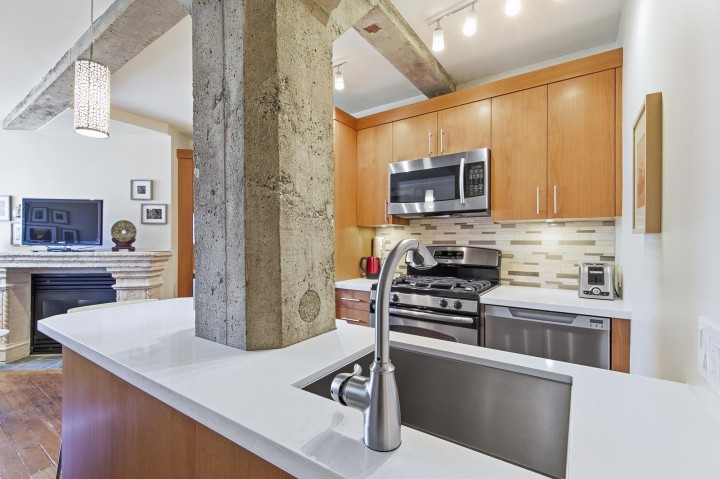 Photo 4 at 512 - 1216 Homer Street, Yaletown, Vancouver West