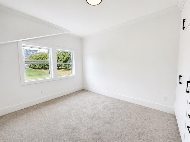Photo 10 at 1421 E 27th Avenue, Knight, Vancouver East