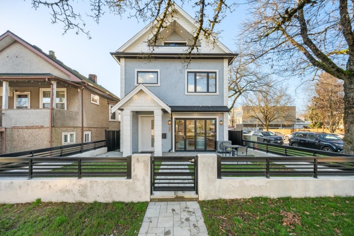 Photo 22 at 6307 Chester Street, Fraser VE, Vancouver East