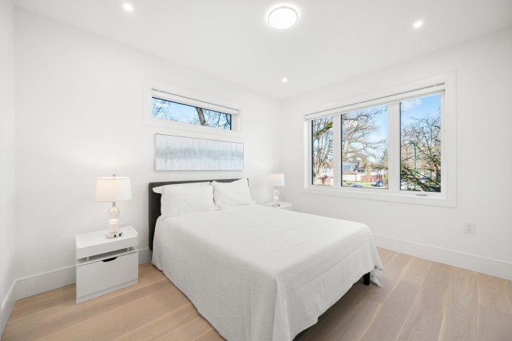 Photo 11 at 6307 Chester Street, Fraser VE, Vancouver East