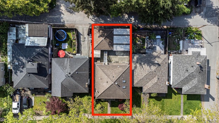 Photo 21 at 3529 Gladstone Street, Grandview Woodland, Vancouver East