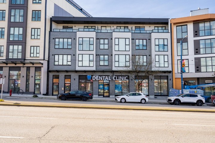 Photo 16 at 304 - 3050 Kingsway, Collingwood VE, Vancouver East