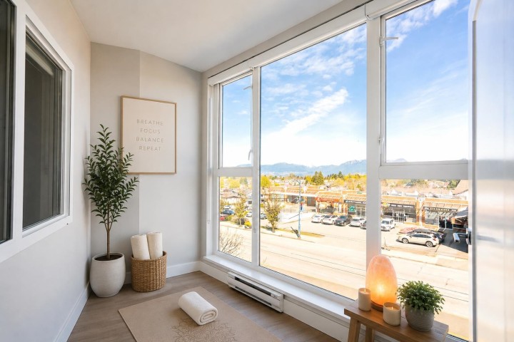 Photo 6 at 307 - 3050 Kingsway, Collingwood VE, Vancouver East