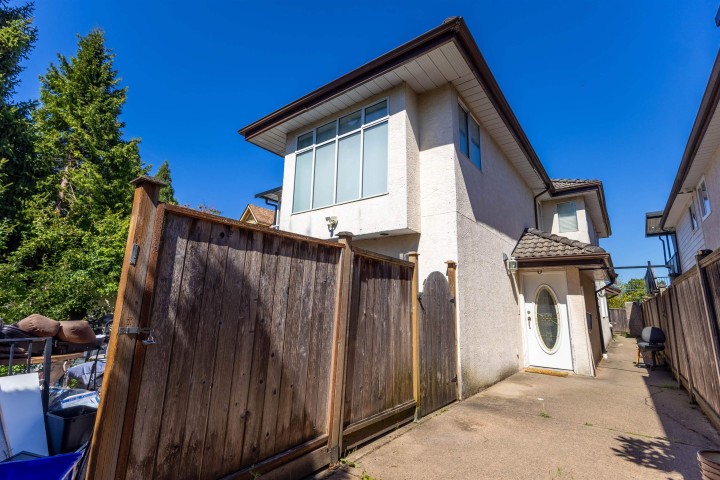 Photo 10 at 2669 Vanness Avenue, Renfrew Heights, Vancouver East