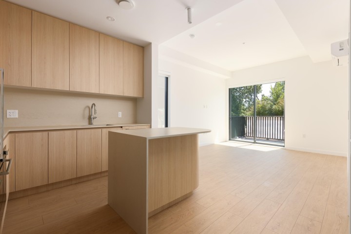 Photo 9 at 2407 N Grandview Highway, Renfrew Heights, Vancouver East
