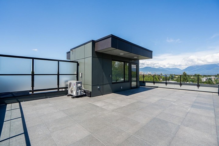 Photo 18 at 3 - 676 E 22nd Avenue, Fraser VE, Vancouver East