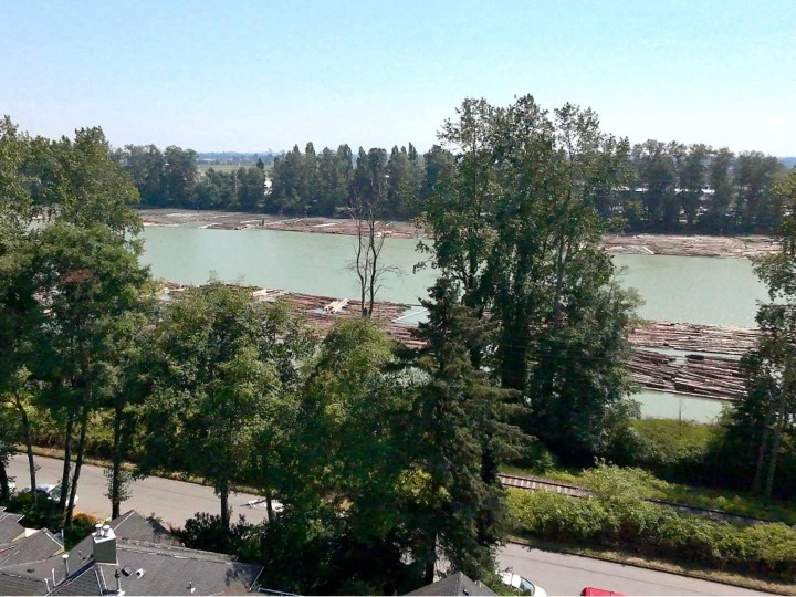 Photo 37 at 2387 Quayside Court, South Marine, Vancouver East