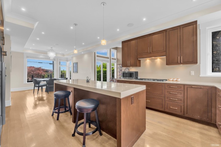 Photo 17 at 1139 Esquimalt Avenue, Ambleside, West Vancouver