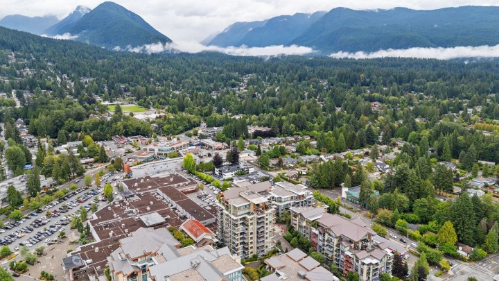 Photo 33 at 2781 Library Lane, Lynn Valley, North Vancouver