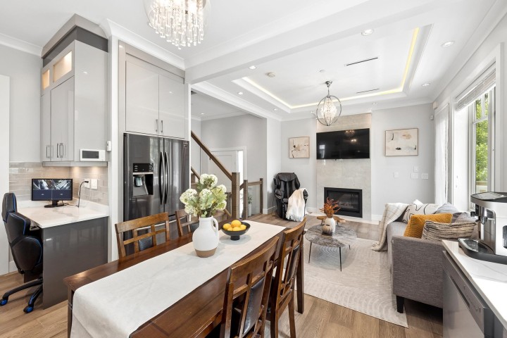Photo 3 at 3666 W 6th Avenue, Kitsilano, Vancouver West