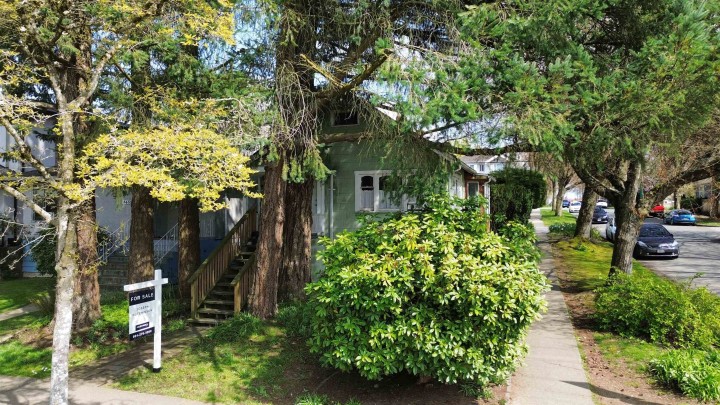 Photo 1 at 4496 Ontario Street, Main, Vancouver East