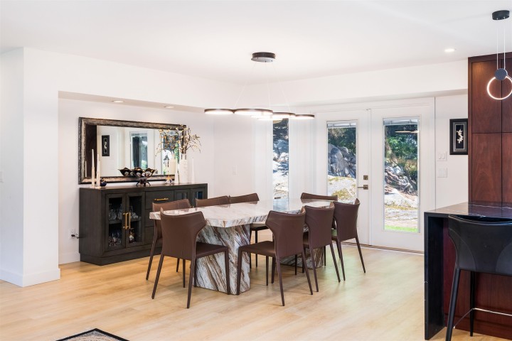 Photo 15 at 3965 Viewridge Place, Bayridge, West Vancouver