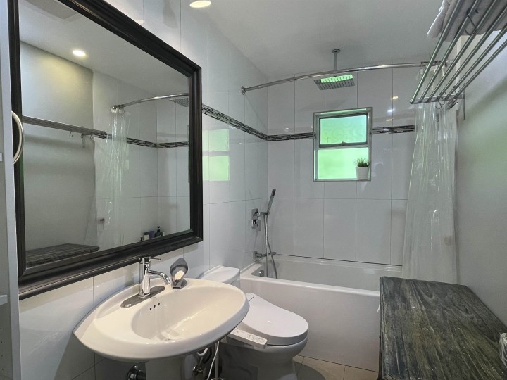 Photo 19 at 6570 Madrona Crescent, Horseshoe Bay WV, West Vancouver