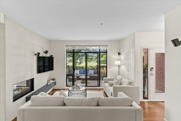 Photo 7 at 111 - 2688 Vine Street, Kitsilano, Vancouver West