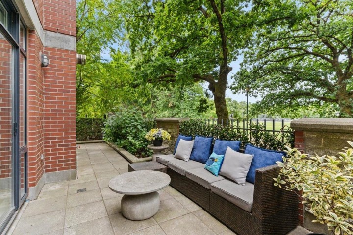 Photo 1 at 111 - 2688 Vine Street, Kitsilano, Vancouver West