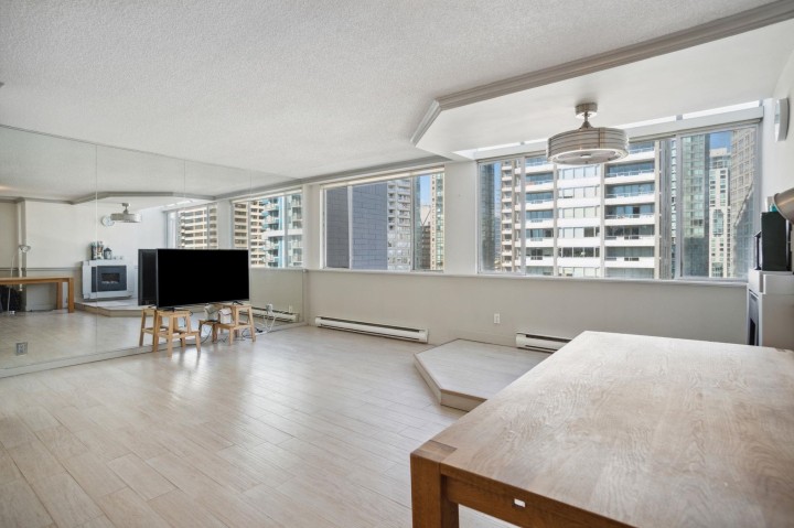 Photo 16 at 702 - 1270 Robson Street, West End VW, Vancouver West