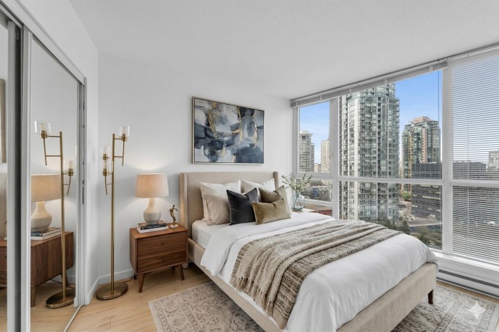 Photo 12 at 1707 - 1189 Melville Street, Coal Harbour, Vancouver West